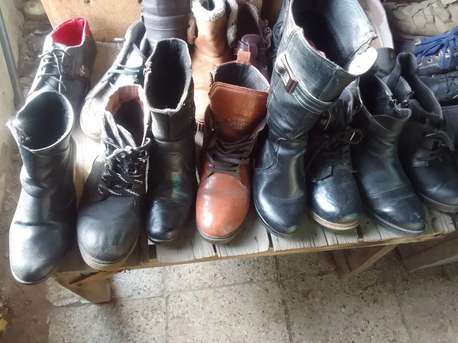 فروش وتعمیر انواع کیف وکفش چرم|کیف، کفش، کمربند|نیشابور, رحمت آباد|دیوار