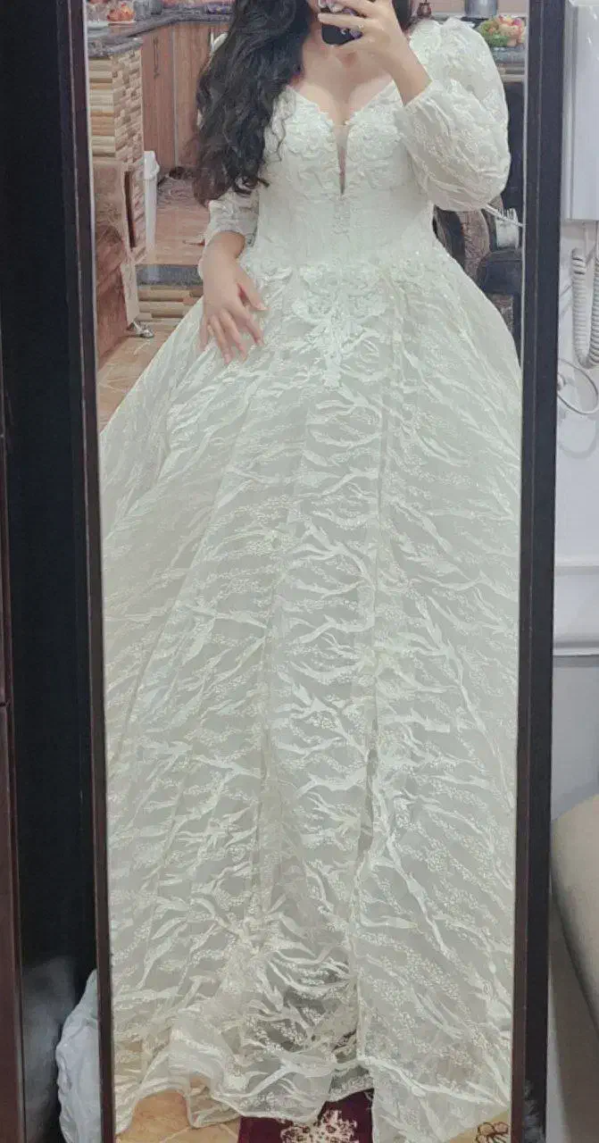 لباس عروس|لباس|فسا, |دیوار