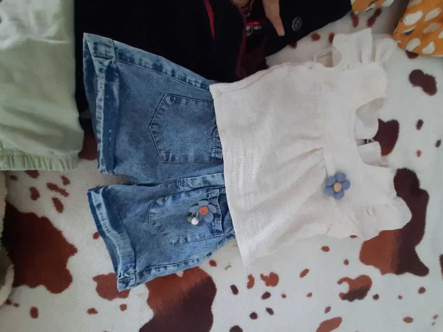 لباس بچه|کفش و لباس بچه|ملایر, |دیوار