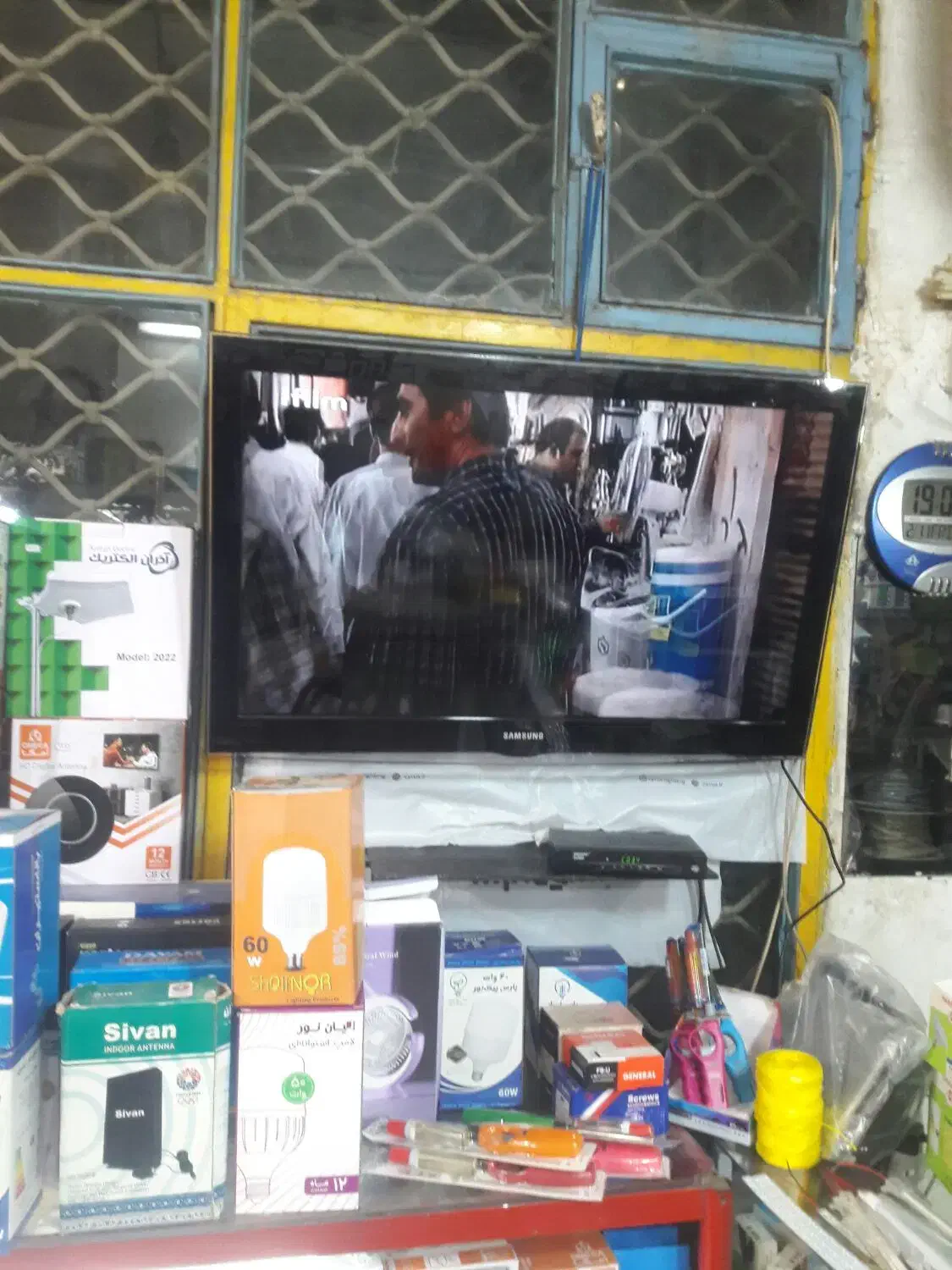 تلویزون ۳۲سامسونگ|تلویزیون و پروژکتور|کرج, کرج نو|دیوار