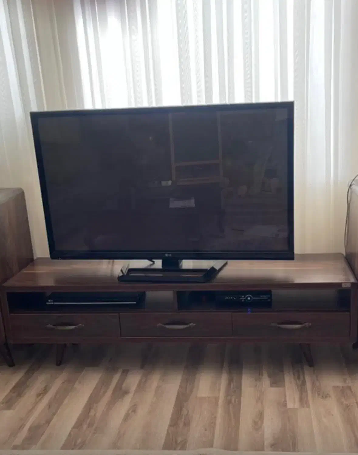 میز تلویزیون|میز تلویزیون|ماکو, |دیوار