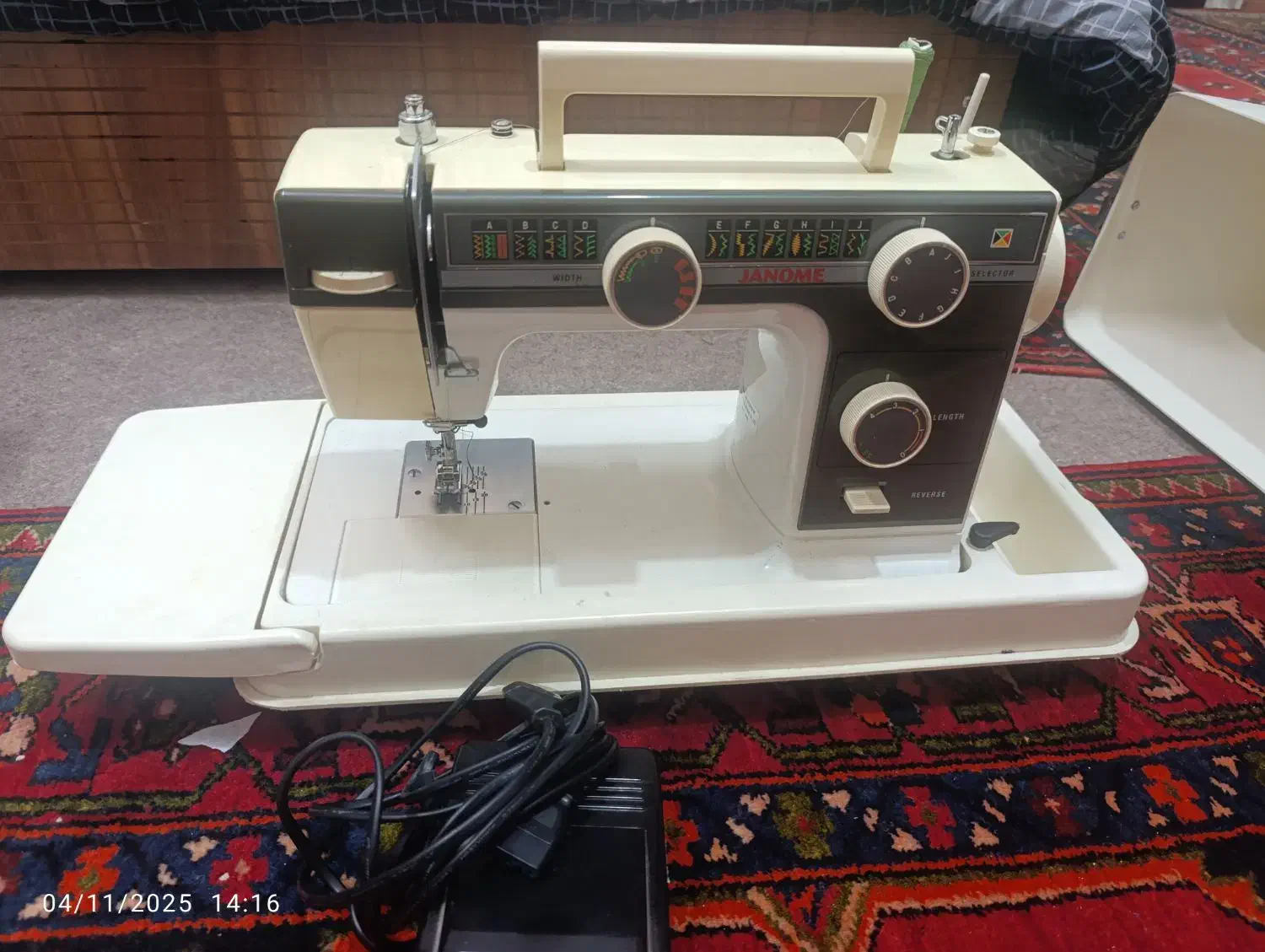 چرخ خیاطی جانومه|چرخ خیاطی و ریسندگی|شیراز, شهرک مهدیه|دیوار