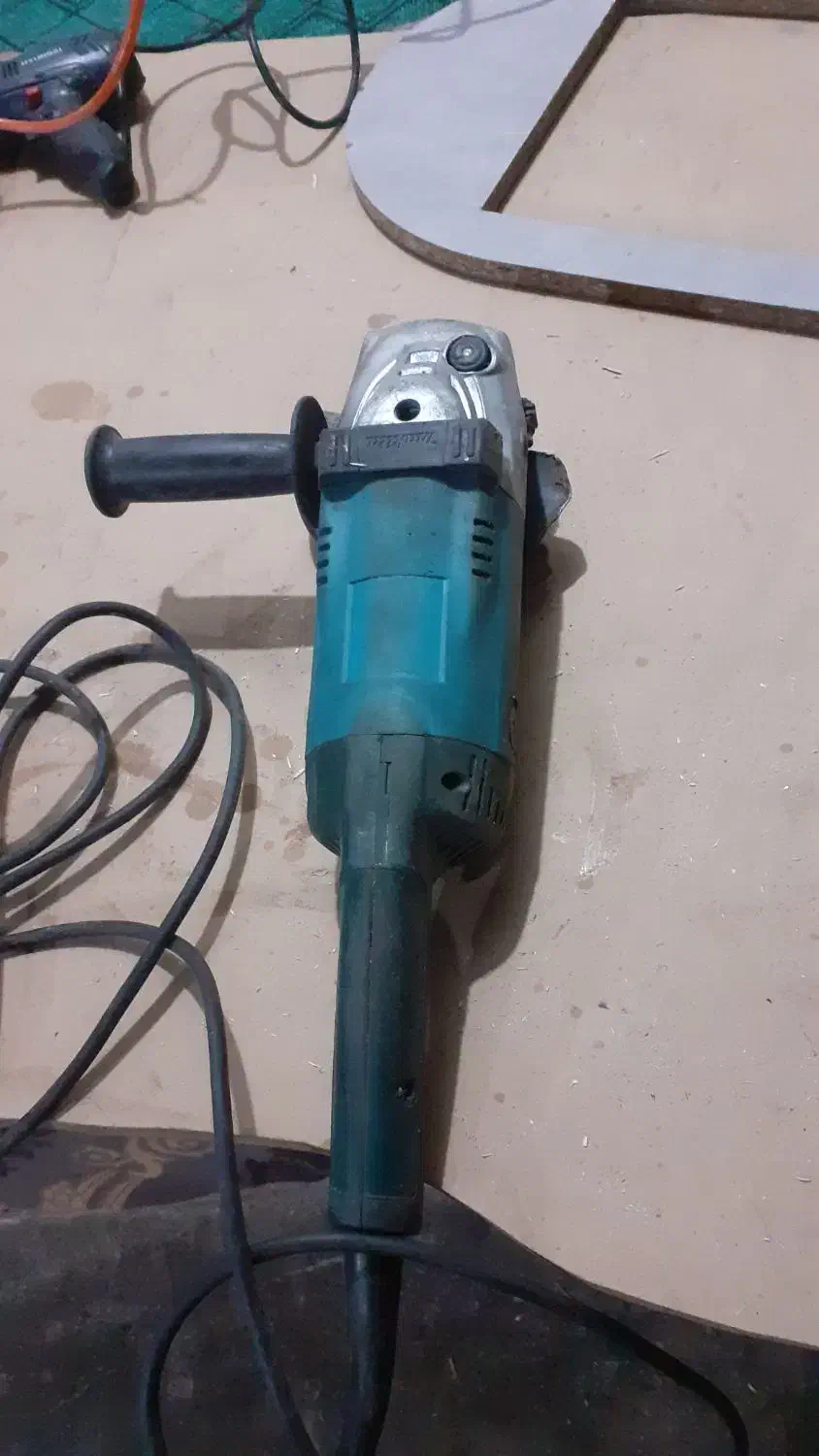 سنگ فرز ماکیتا. ۷۰۲۰|ابزارآلات|کوچصفهان, |دیوار