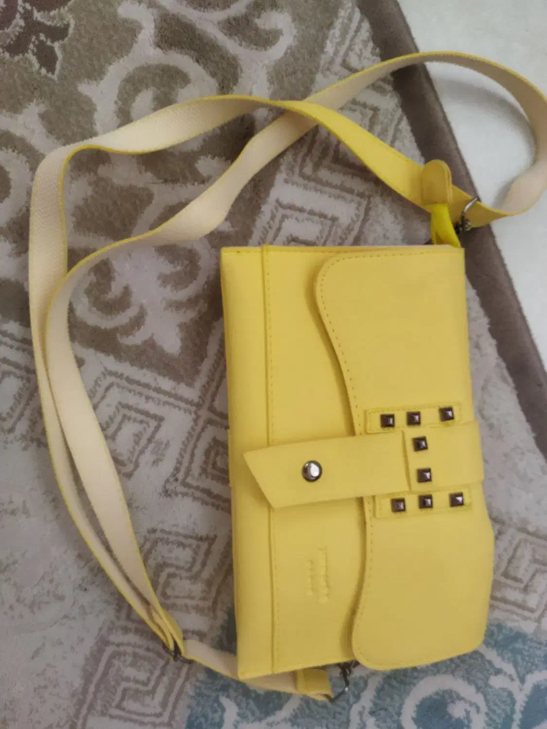 کیف دوشی|کیف، کفش، کمربند|بیرجند, |دیوار