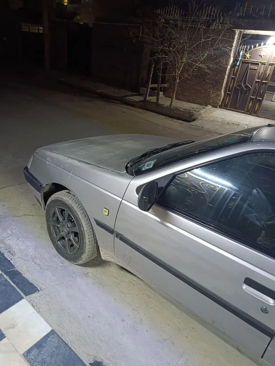 پژو83|خودرو سواری و وانت|زاهدان, |دیوار