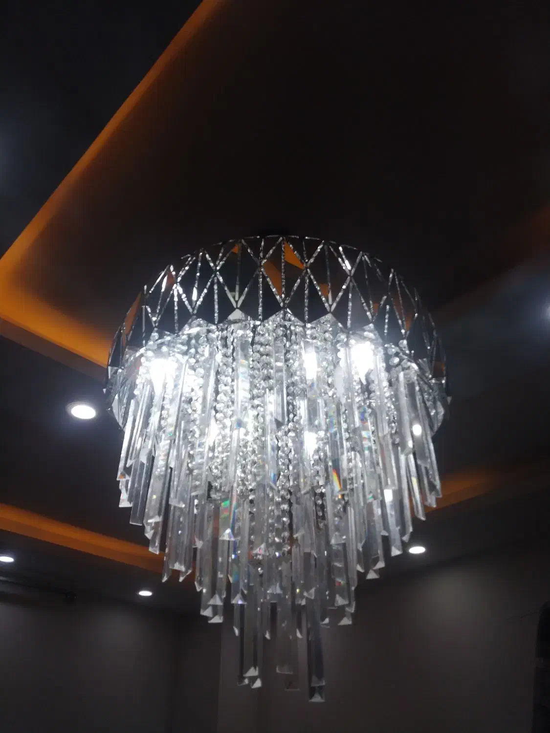 لوستر مدرن|لوستر و چراغ آویز|اندیشه, اندیشه فاز ۱|دیوار