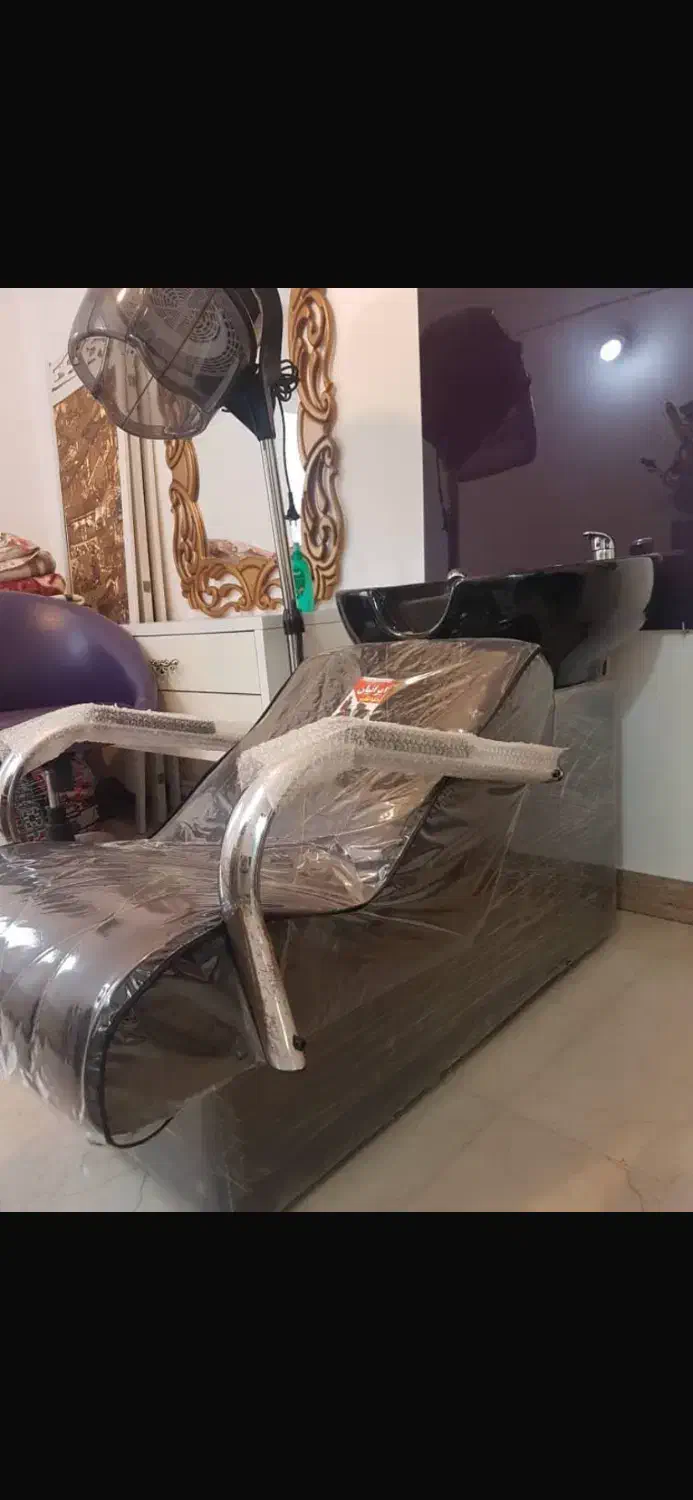 سرشور|آرایشگاه و سالن‌های زیبایی|لاهیجان, کوه بیجار|دیوار