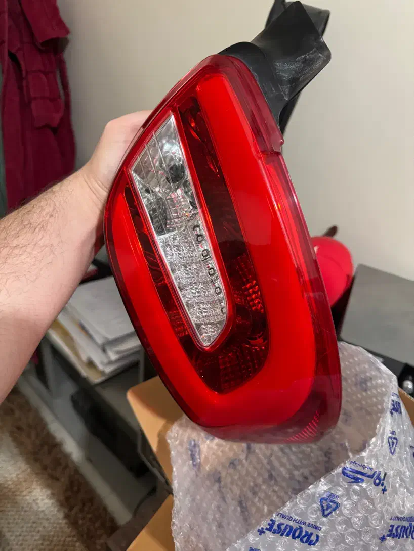 چراغ عقب ۲۰۷ سمت راننده کروز|قطعات یدکی و لوازم جانبی|فردیس, منظریه|دیوار