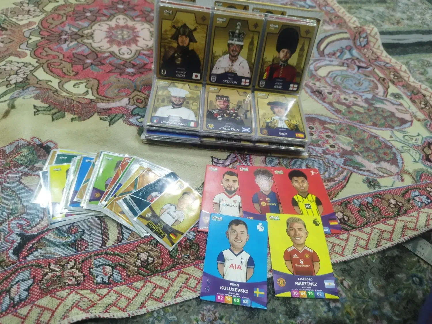 آلبوم کیمدی کامل پرشده از کارت های کیمدی|کلکسیون و سرگرمی|مینودشت, |دیوار