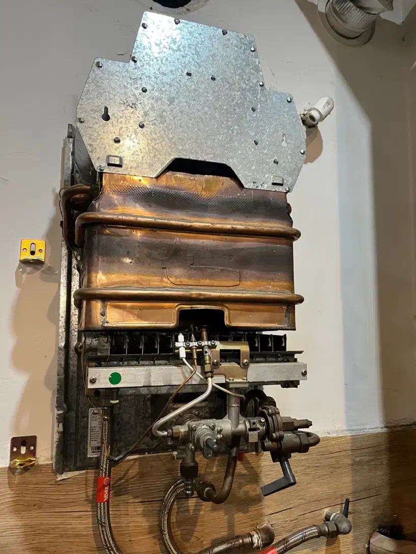 آبگرمکن بوتان - کاملا سالم|آبگرمکن، پکیج، شوفاژ|رشت, استادسرا|دیوار