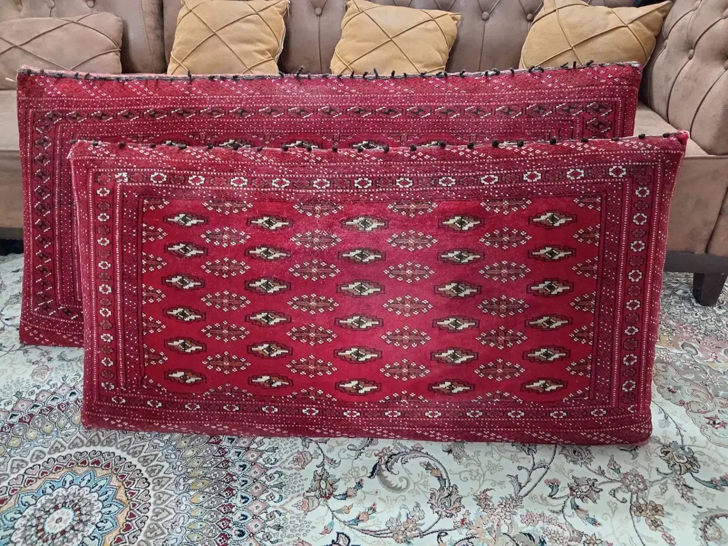 پشتی دست باف|پشتی|تهران, مقدم|دیوار