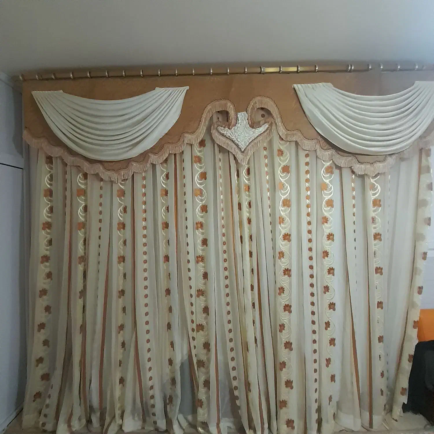 ۵عدد پرده و چوب پرده و والان|پرده، رانر، رومیزی|تفرش, |دیوار