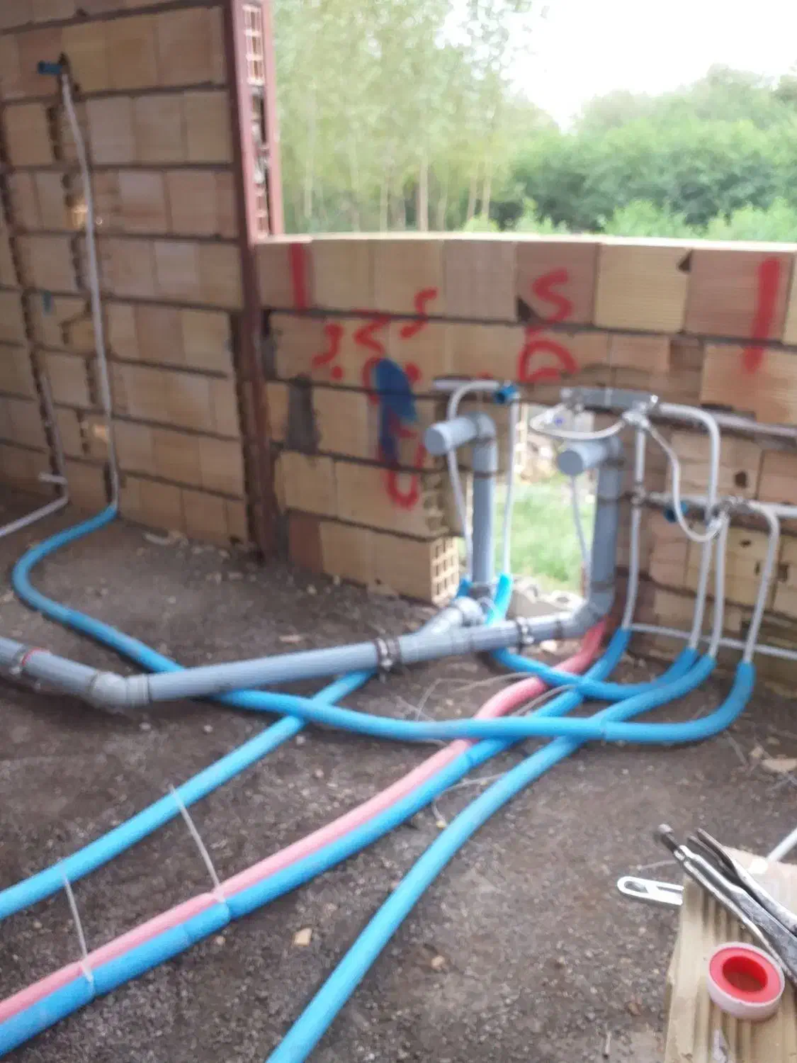 تاسیسات برادران جهان خیر|خدمات پیشه و مهارت|رودسر, |دیوار