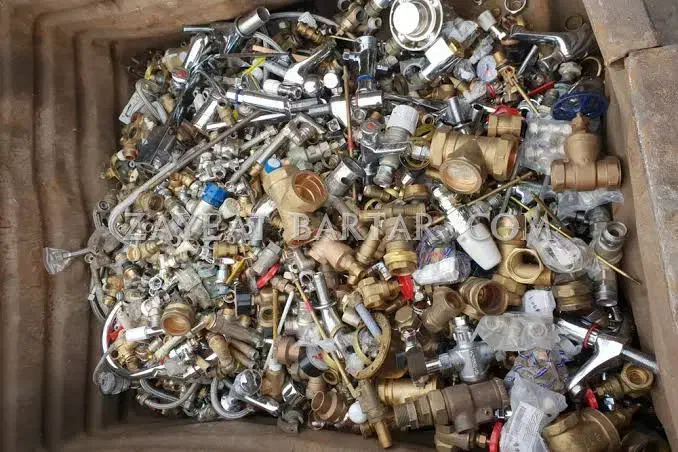 خرید ضایعات ، تعویض شیرآلات ، تعمیر شیرآلات|لوازم سرویس بهداشتی|شهرضا, |دیوار