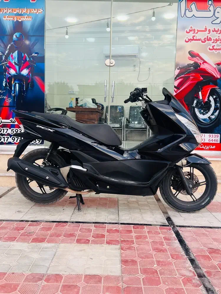 pcx125|موتورسیکلت|بندر دیر, |دیوار