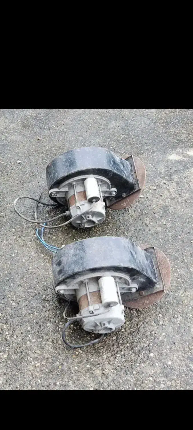 سانتریفیوژ دمنده ، دم برقی|ماشین‌آلات صنعتی|رودسر, |دیوار