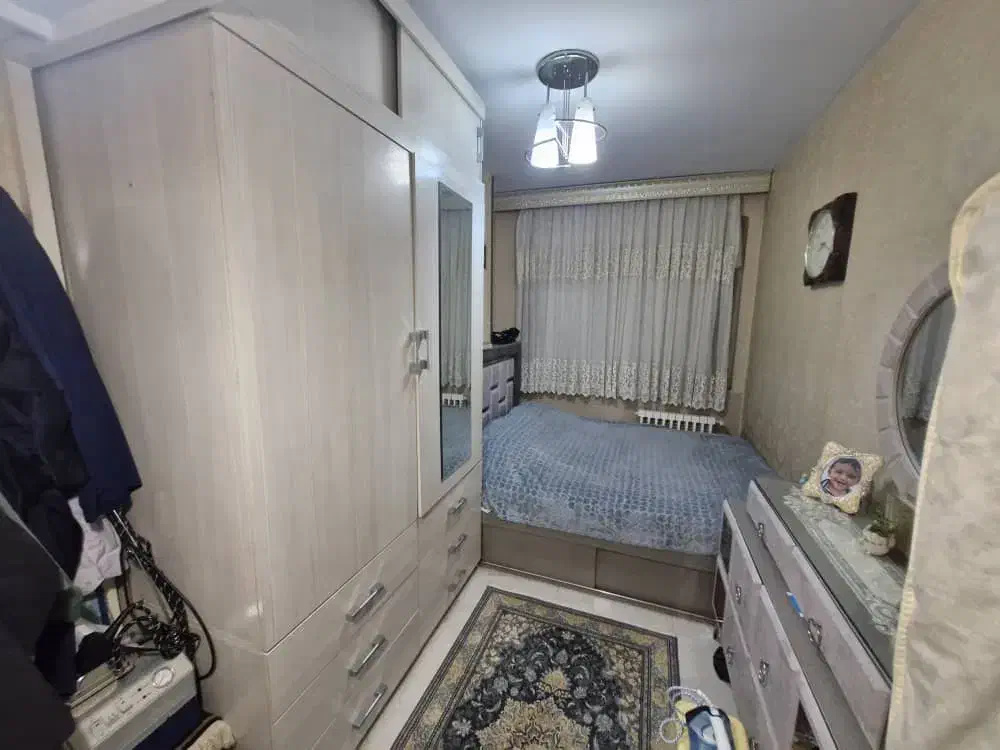 65متر،2خواب،دارای امکانات،نورگیر،پونک سردارجنگل