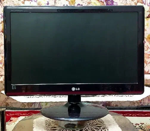 کامپیوتر|رایانه رومیزی|چالوس, |دیوار