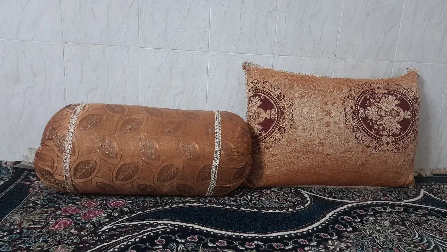 حراج فوری روپوش بااشت|رختخواب، بالش، پتو|یزد, |دیوار