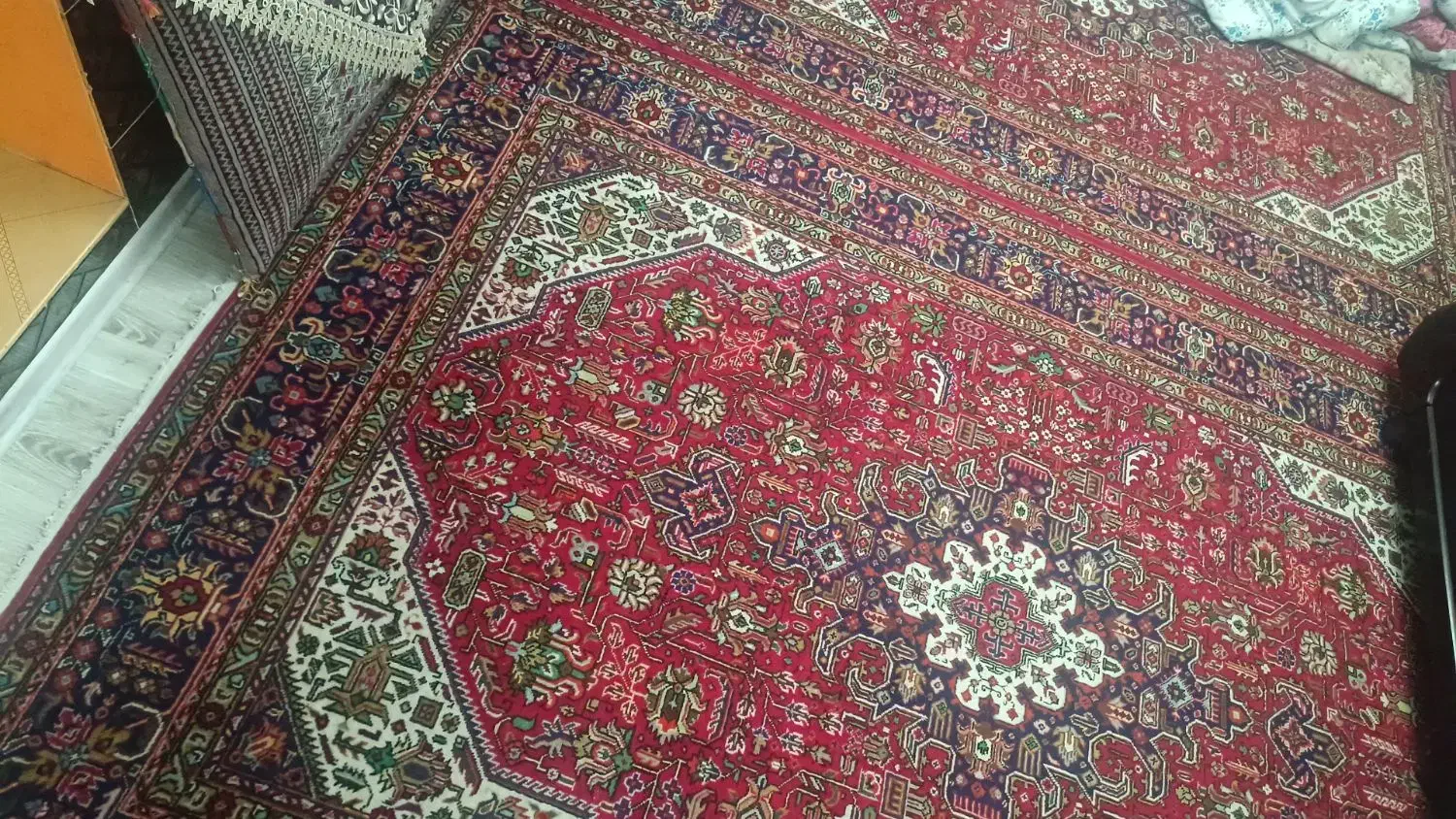 فرش دستبافت سالم12متری|فرش|خوی, |دیوار