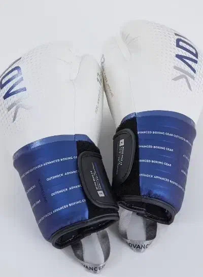 دستکش بوکس در حد نو|تجهیزات ورزشی|تبریز, |دیوار