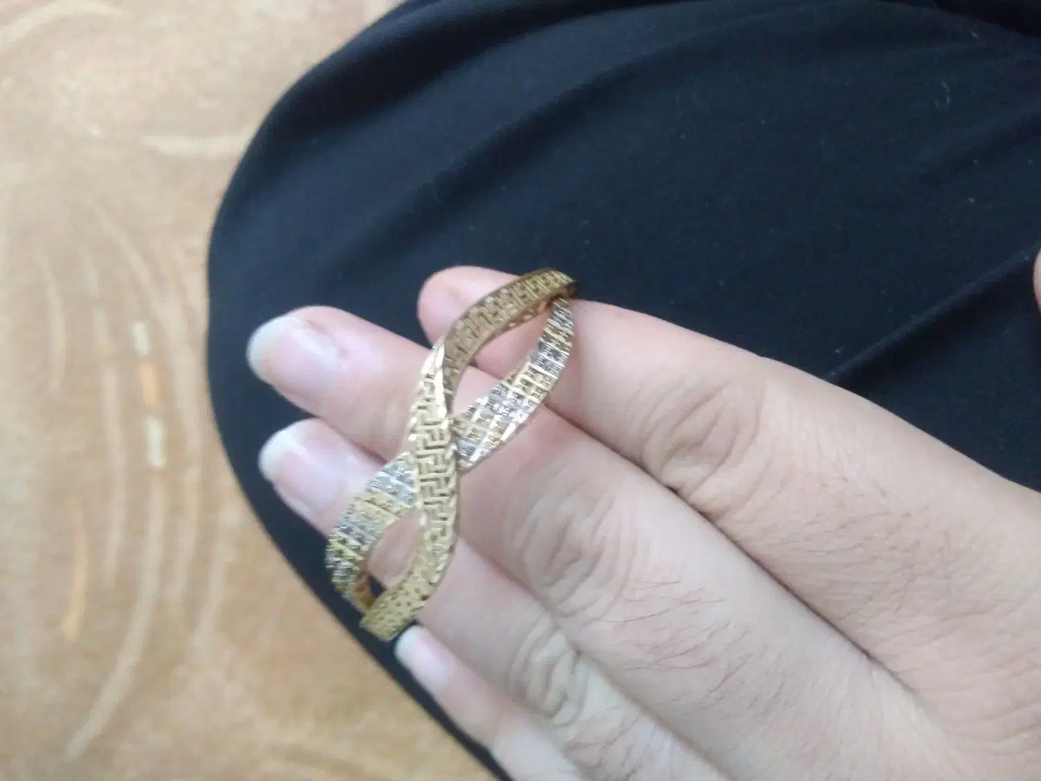 طلا|جواهرات|قم, باغ کرباسی|دیوار