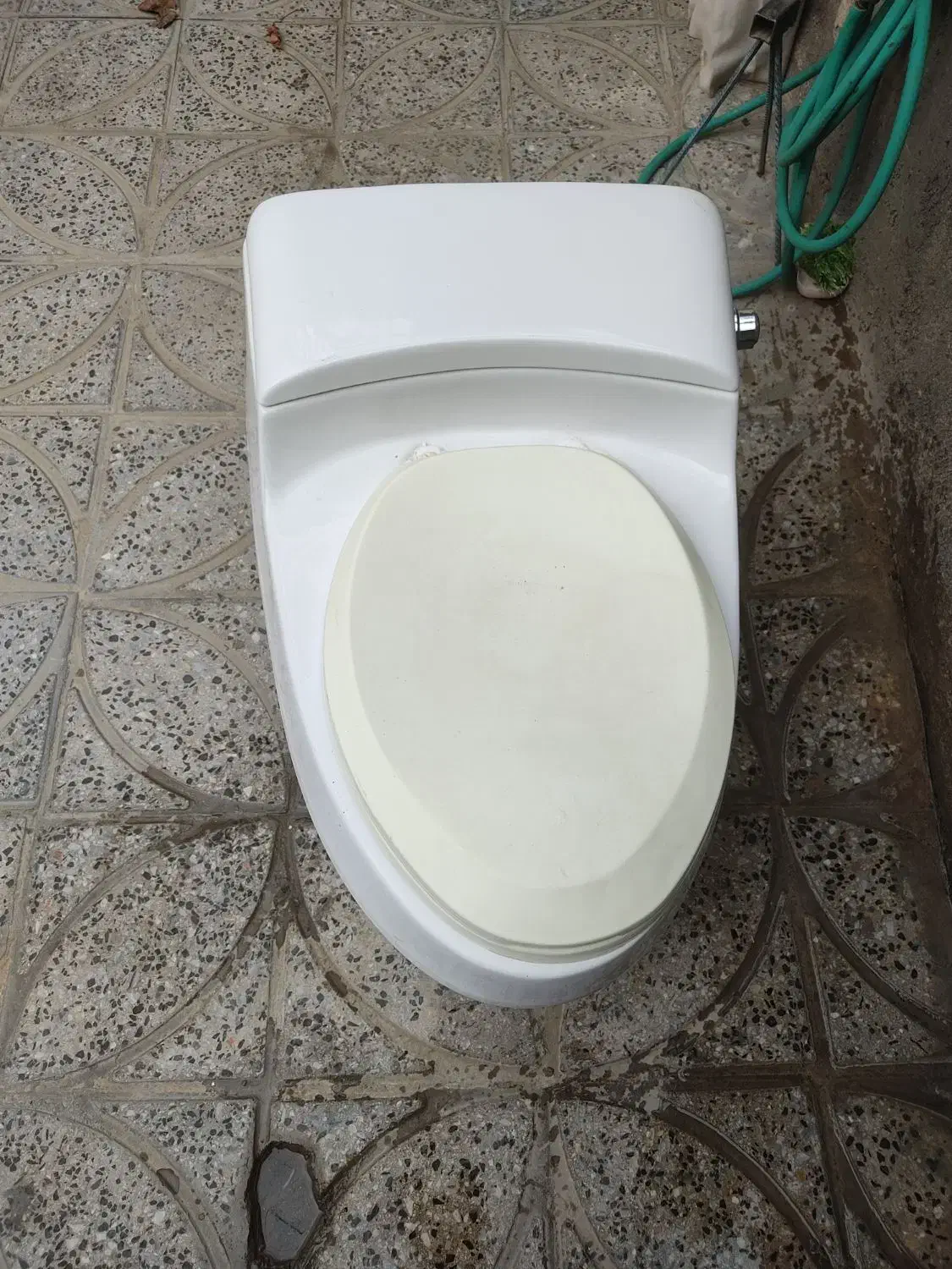 فروش توالت فرنگی|لوازم سرویس بهداشتی|بروجرد, |دیوار