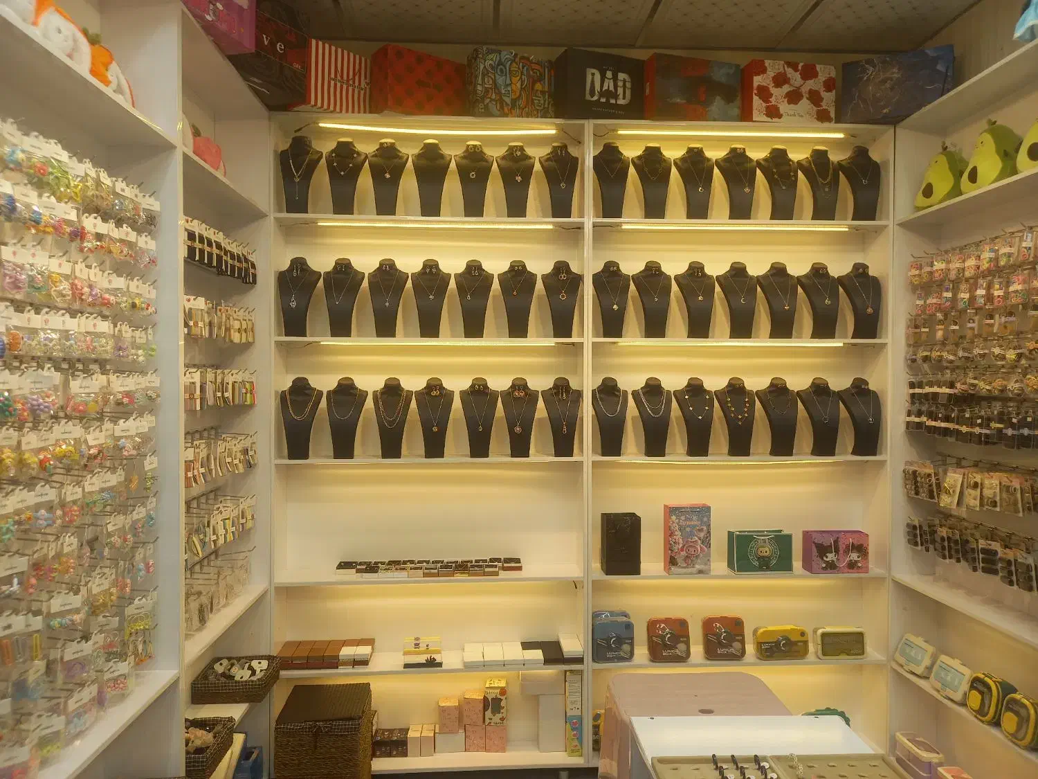 فروشنده|استخدام بازاریابی و فروش|اسلام‌شهر, باغ فیض|دیوار