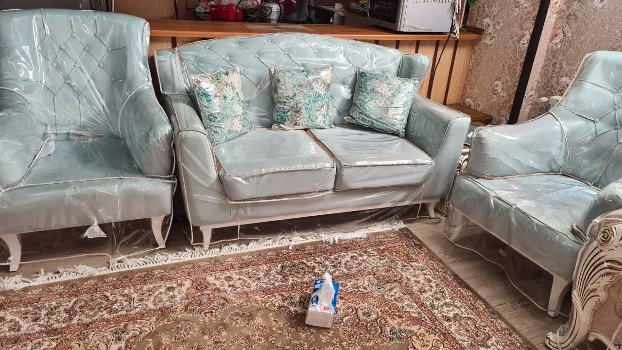 مبل نیم ست|مبلمان خانگی و میز عسلی|شیراز, کلاهدوز|دیوار