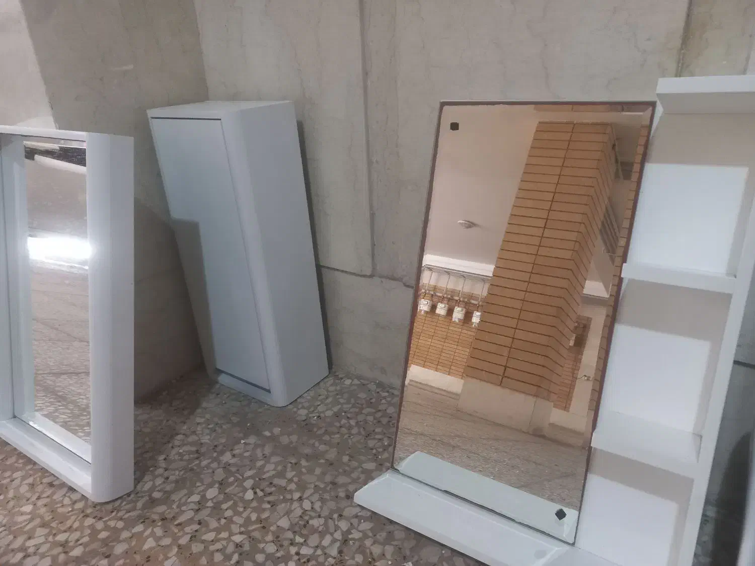 ست کامل حمام و توالت به همراه شیر اهرمی و دو آینه|لوازم سرویس بهداشتی|گنبد کاووس, |دیوار