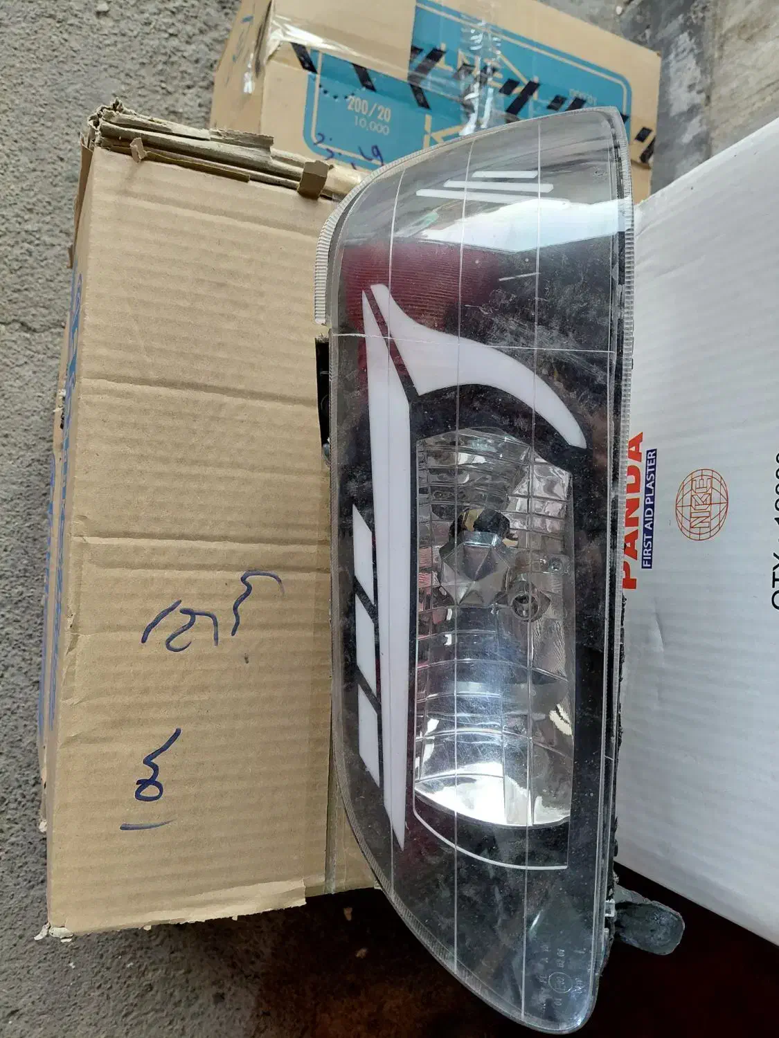 چراغ اسپرت جلو ۱۳۱|قطعات یدکی و لوازم جانبی|قم, نخودی|دیوار