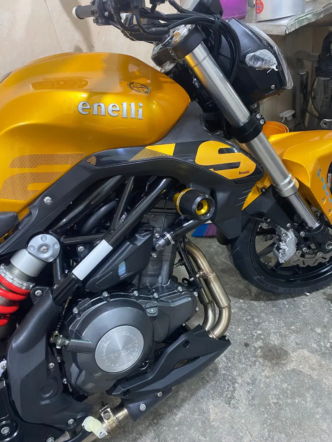 بنلی300|موتورسیکلت|گنبد کاووس, |دیوار