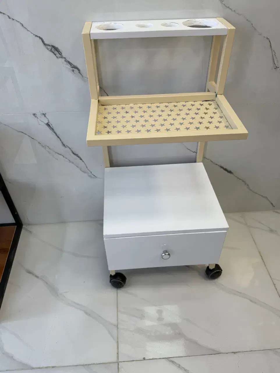 ترولی|آرایشگاه و سالنهای زیبایی|اصفهان, گلستان|دیوار