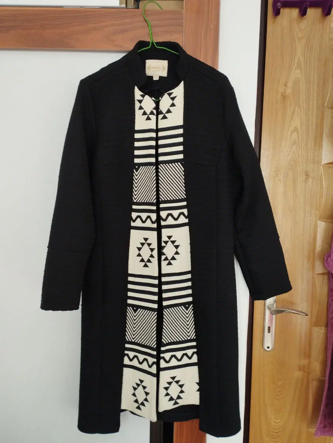 مانتو زمستونی کاملا نو|لباس|بابلسر, |دیوار