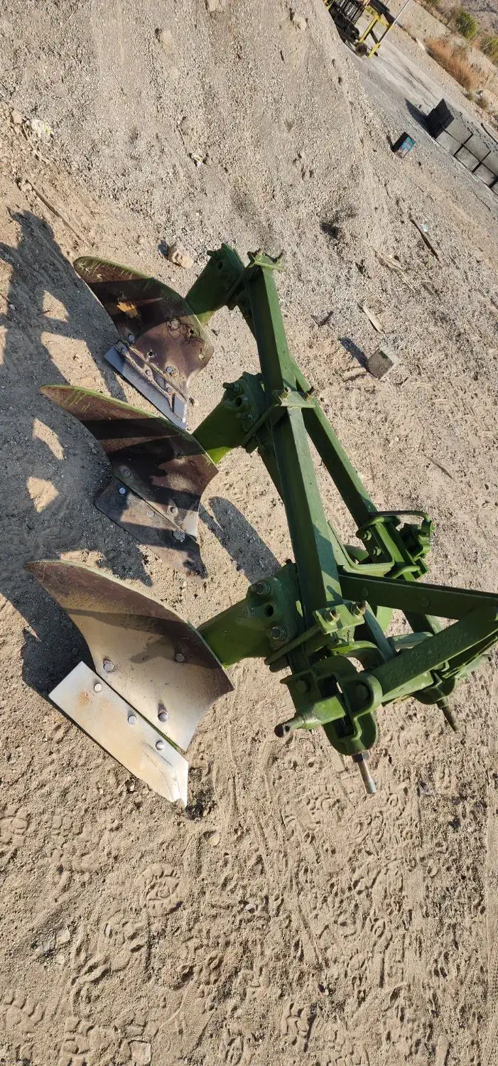 شخم رومانی|ماشین‌آلات صنعتی|رودخانه, |دیوار