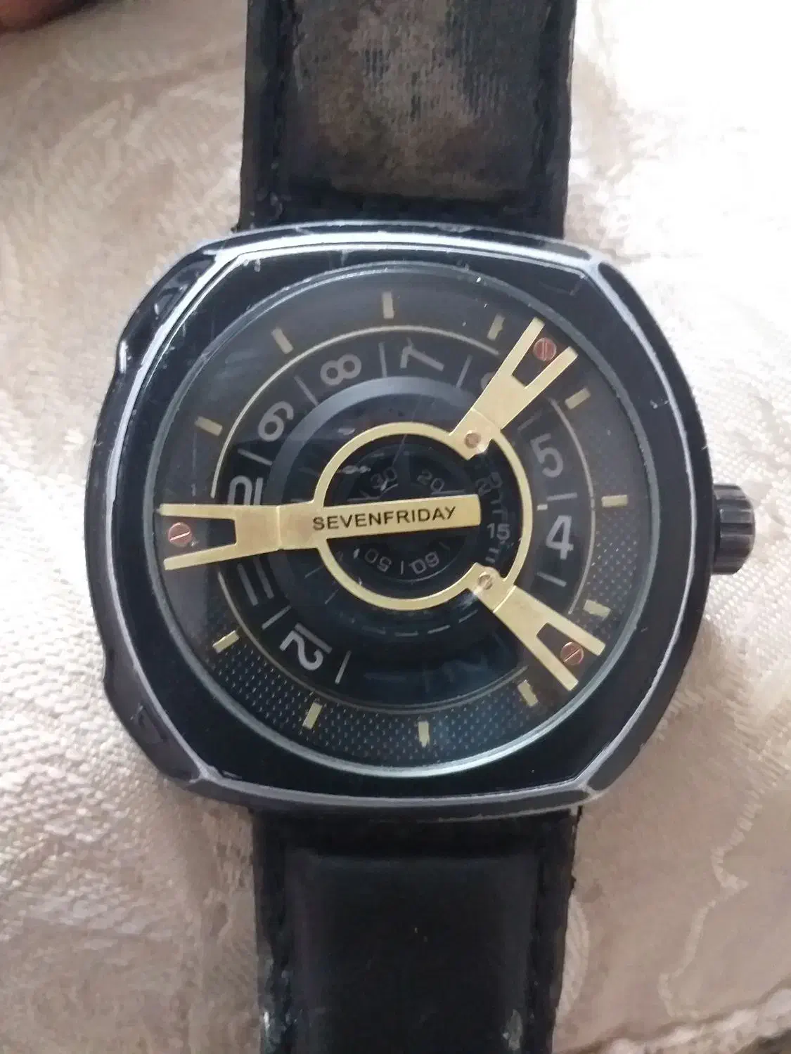 ساعت seven Friday|ساعت|ری, فیروزآبادی|دیوار