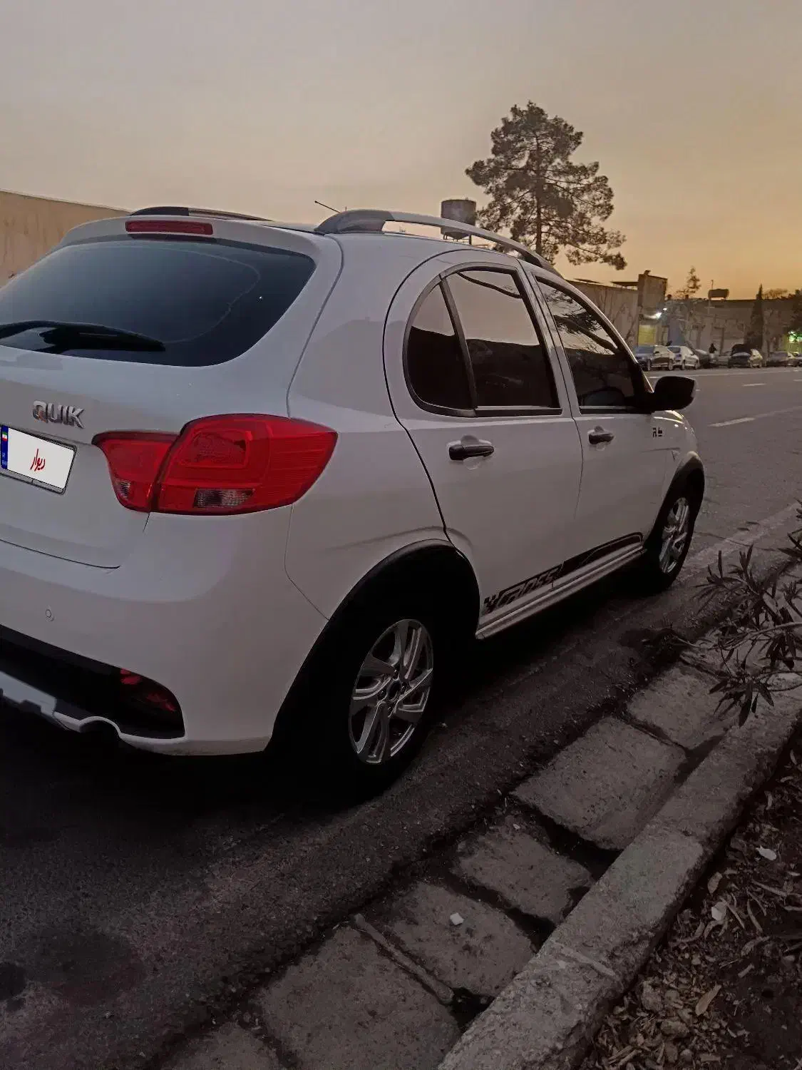 کوئیک Rمدل 99 عروسک|خودرو سواری و وانت|باقرشهر, |دیوار