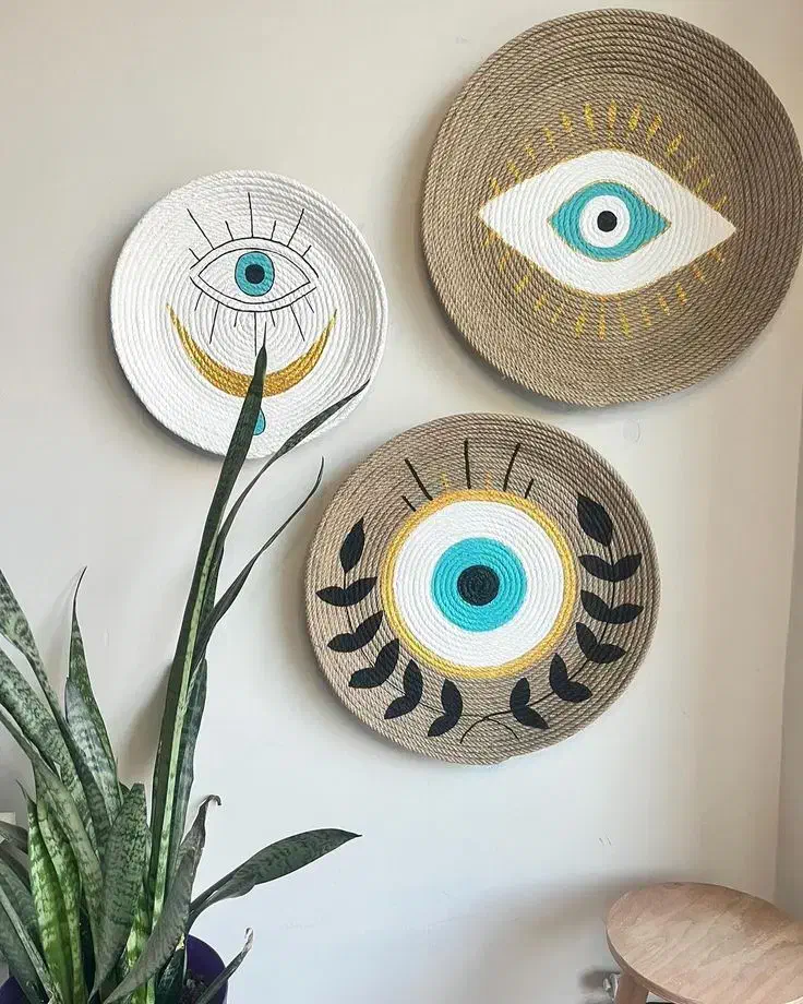 نقاشی روی سفال|تابلو، نقاشی، عکس|قم, دروازه چوبی|دیوار