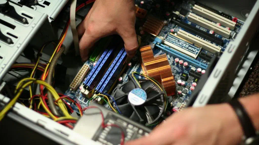 نصب و تعمیر ویندوز و درایور و پرینتر|خدمات رایانه‌ای و موبایل|کرمان, |دیوار