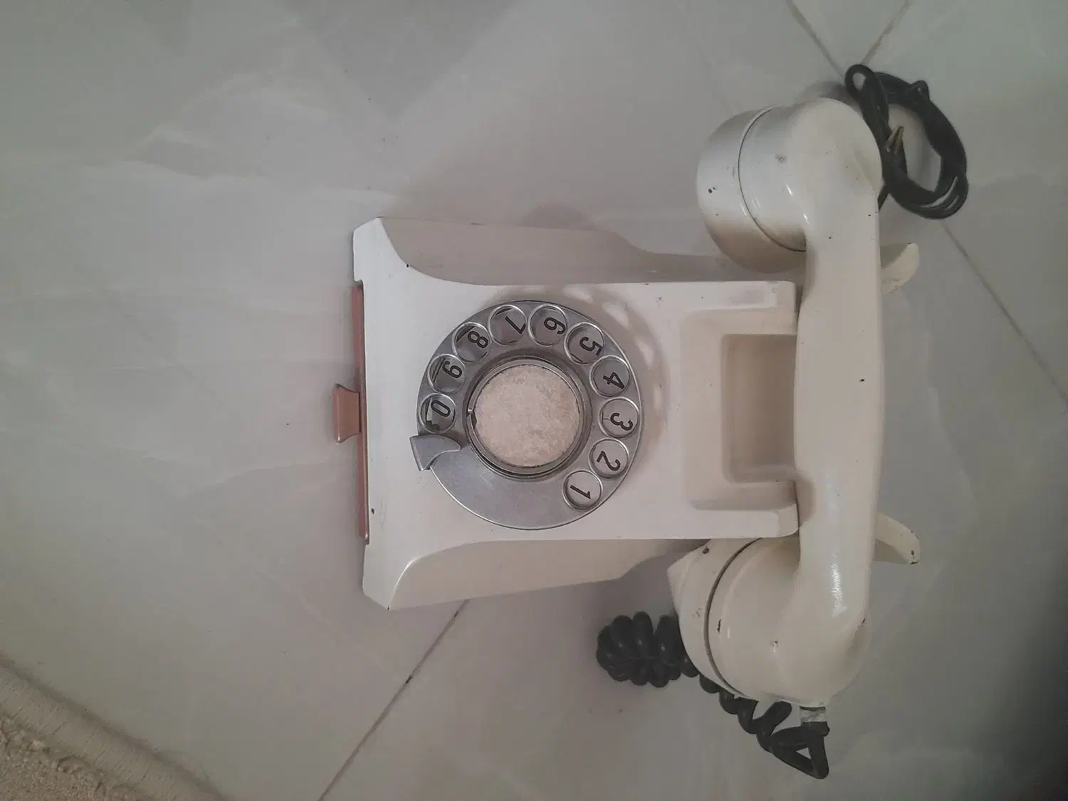 تلفن رومیزی قدیمی|کلکسیون اشیاء عتیقه|مهدی شهر, |دیوار