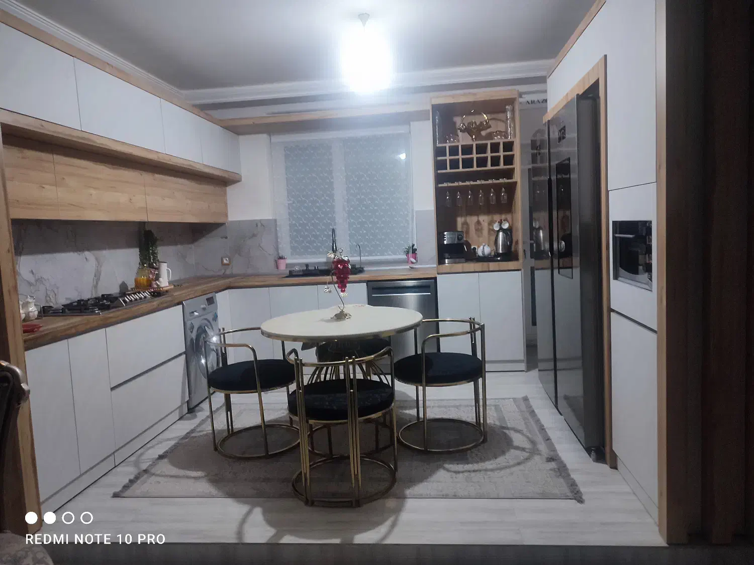 میز غذاخوری|میز و صندلی غذاخوری|ارومیه, |دیوار