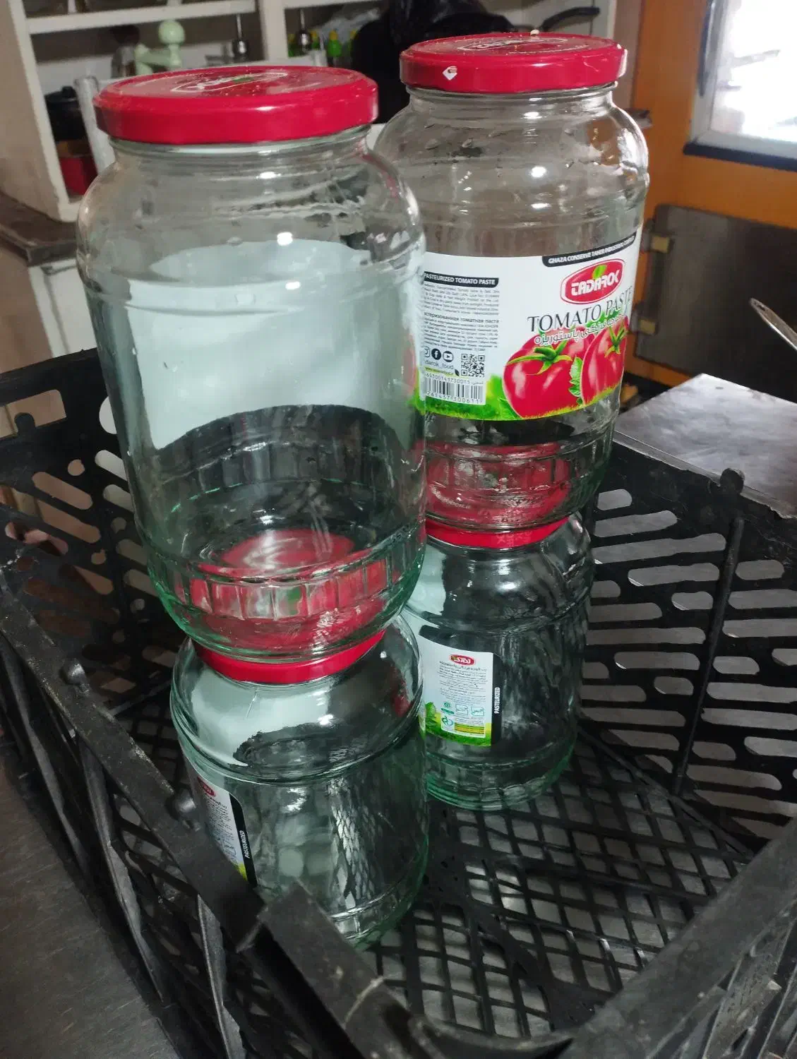 شیشه خالی|ظروف نگهدارنده، پلاستیکی، یک‌بارمصرف|تبریز, |دیوار