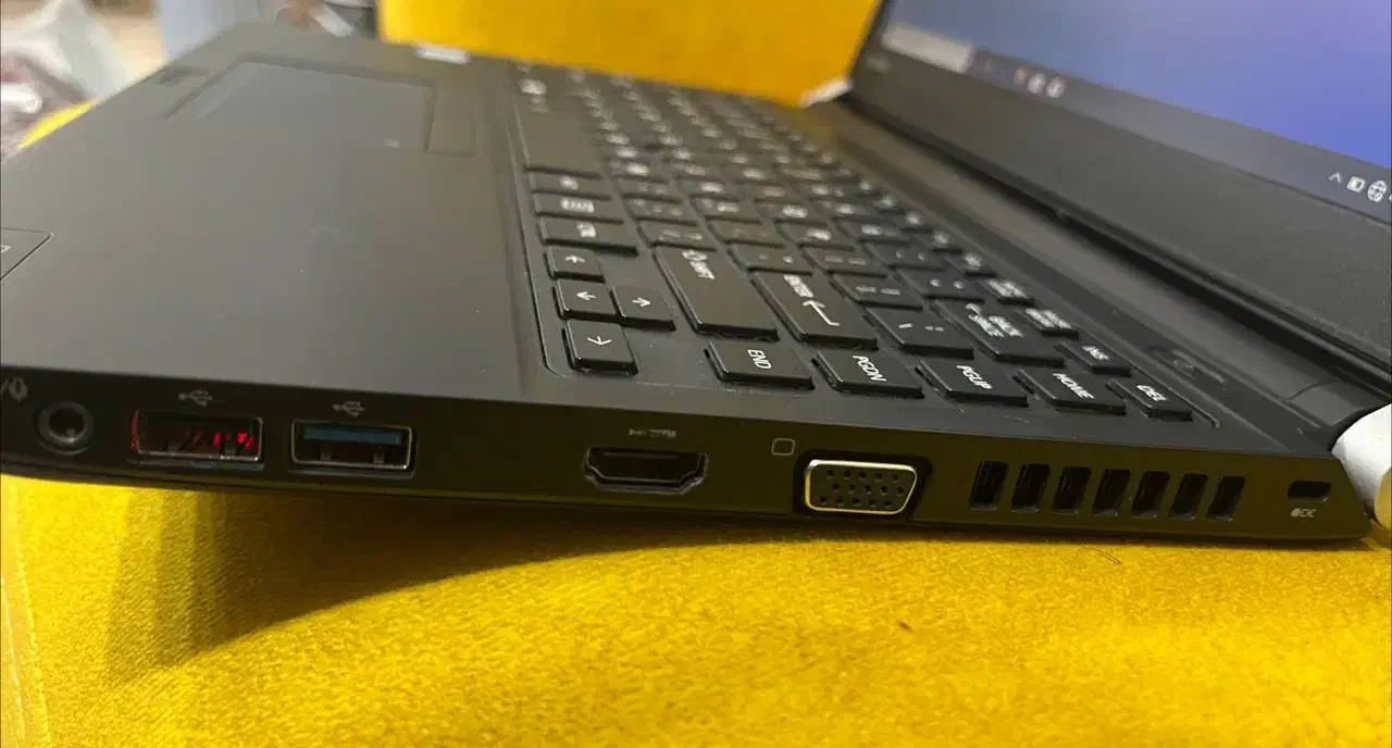 لپ‌تاپ توشیبا صنعتی اسلیم فوق العاده سبک اصل ژاپن|رایانه همراه|کرمان, |دیوار