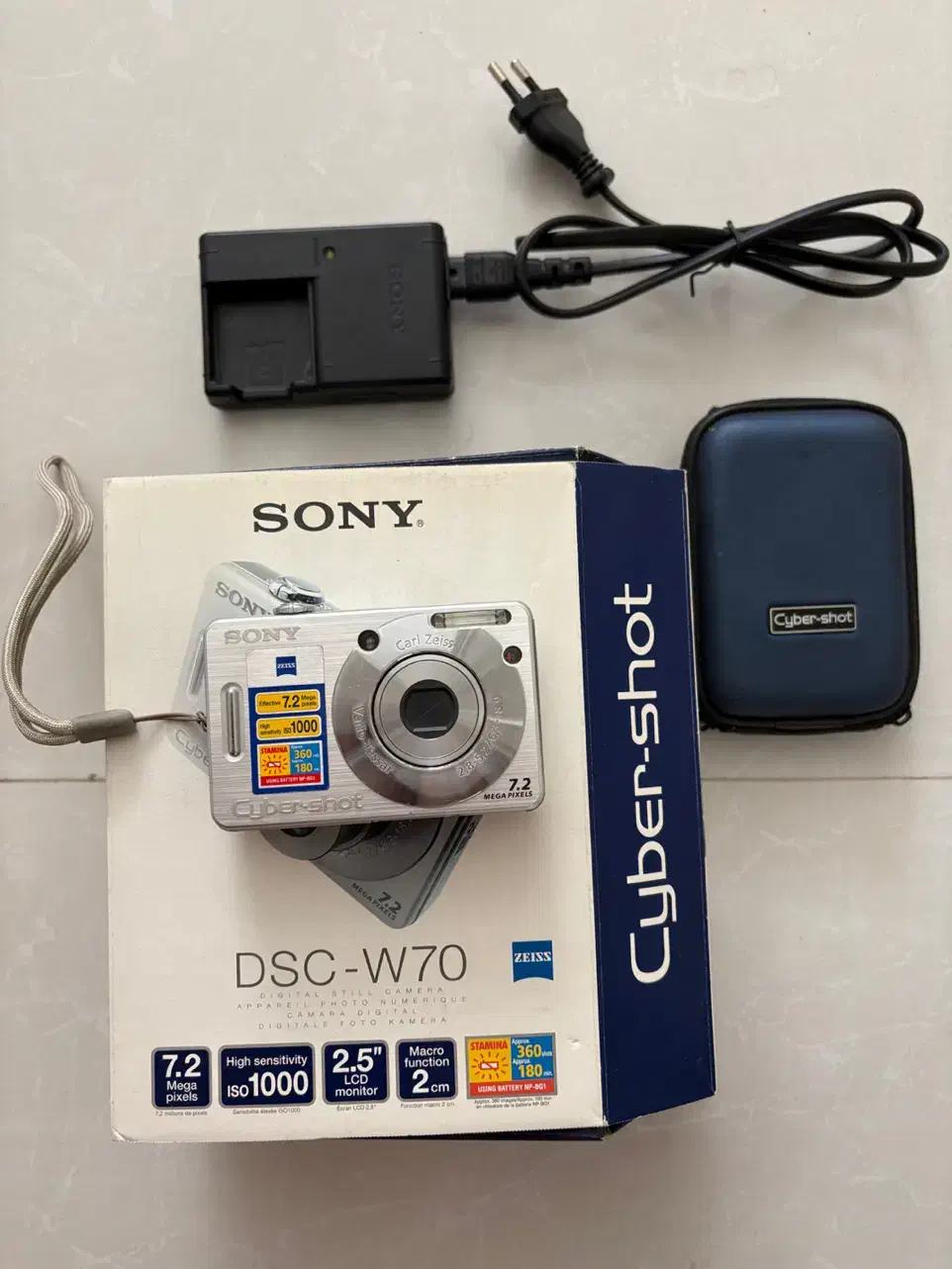 دوربین sony cyber shot dsc-w70|دوربین عکاسی و فیلم‌برداری|قزوین, |دیوار