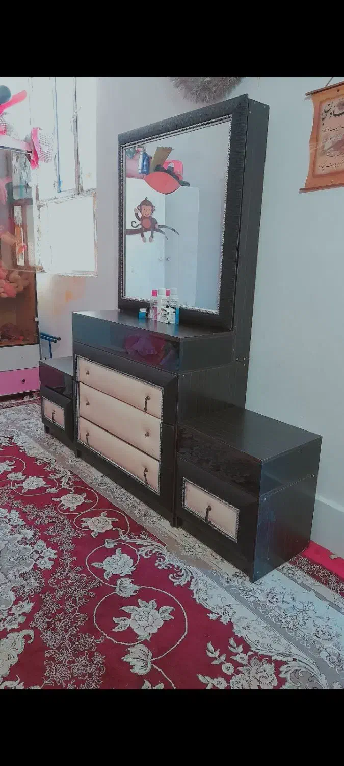 آینه. تمیز|بوفه، ویترین، کنسول|اهواز, عین ۲|دیوار