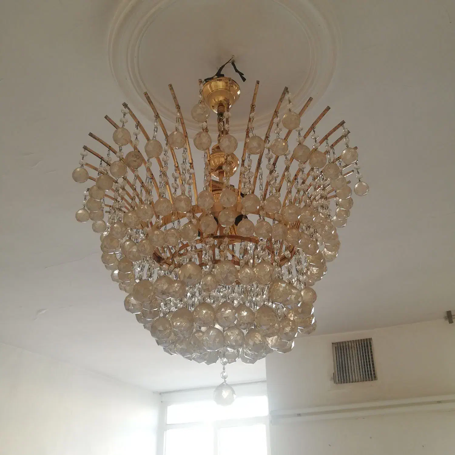 لوستر 9 لامپ و 38 تیغه|لوستر و چراغ آویز|فردیس, شهرک سپاه|دیوار