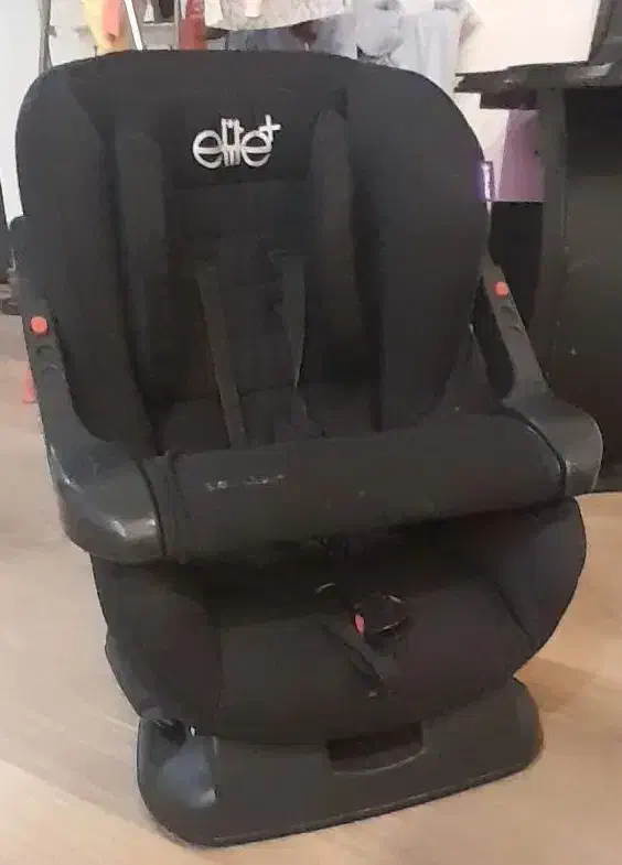 صندلی ماشین کودک|تخت و صندلی بچه|کرج, شهرک بنفشه|دیوار