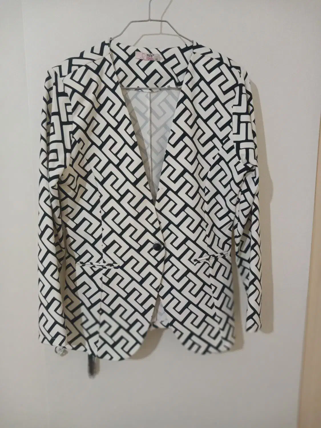 کت تک مجلسی سایز ۴۴|لباس|اراک, |دیوار