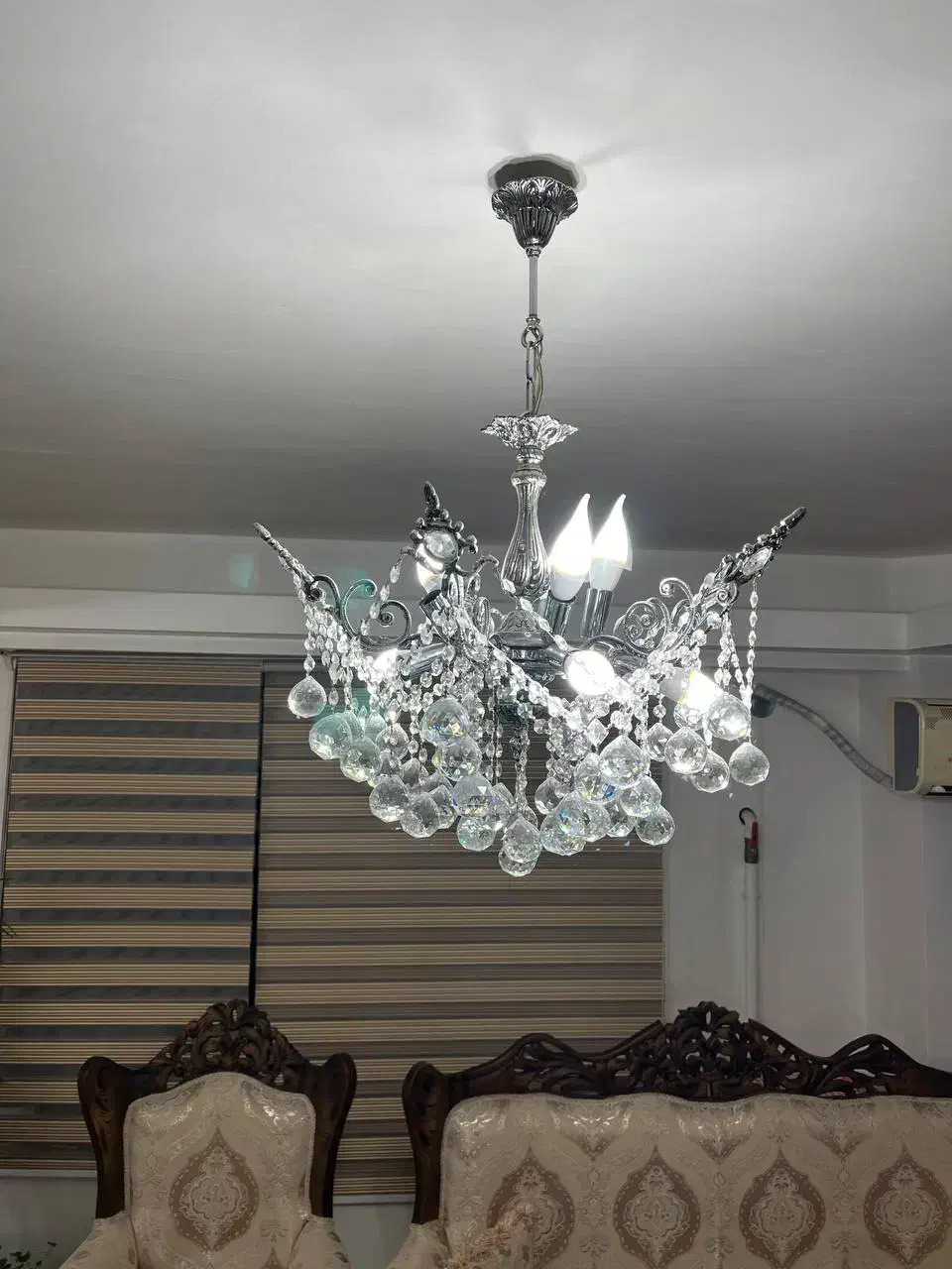 دو عدد لوستر برنجی بدون ایراد و کاملا سالم|لوستر و چراغ آویز|تبریز, |دیوار