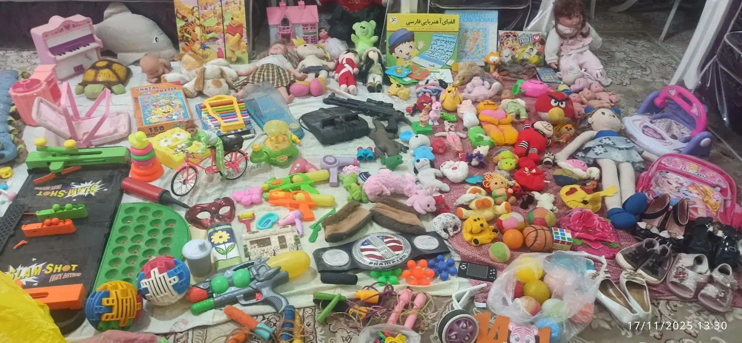 مقداری اسباب بچه|اسباب‌بازی بچه|جوین, |دیوار